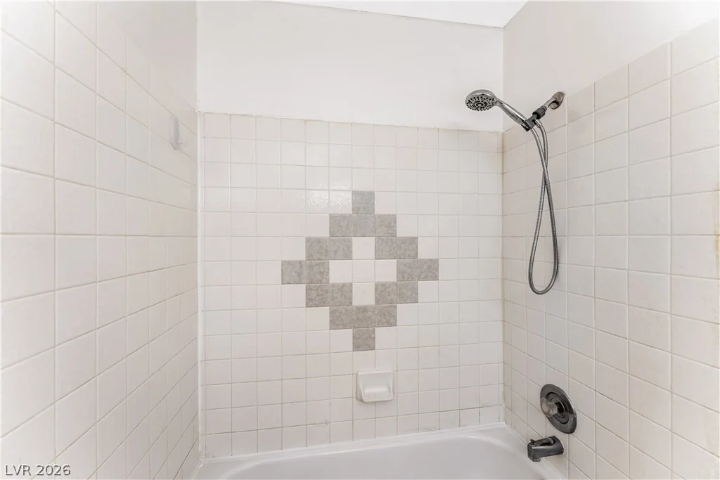 101 Luna, Las Vegas, NV 89145