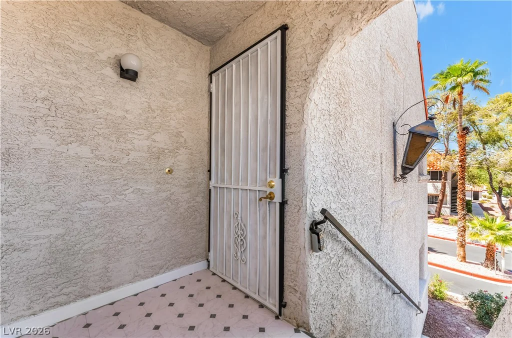 101 Luna, Las Vegas, NV 89145
