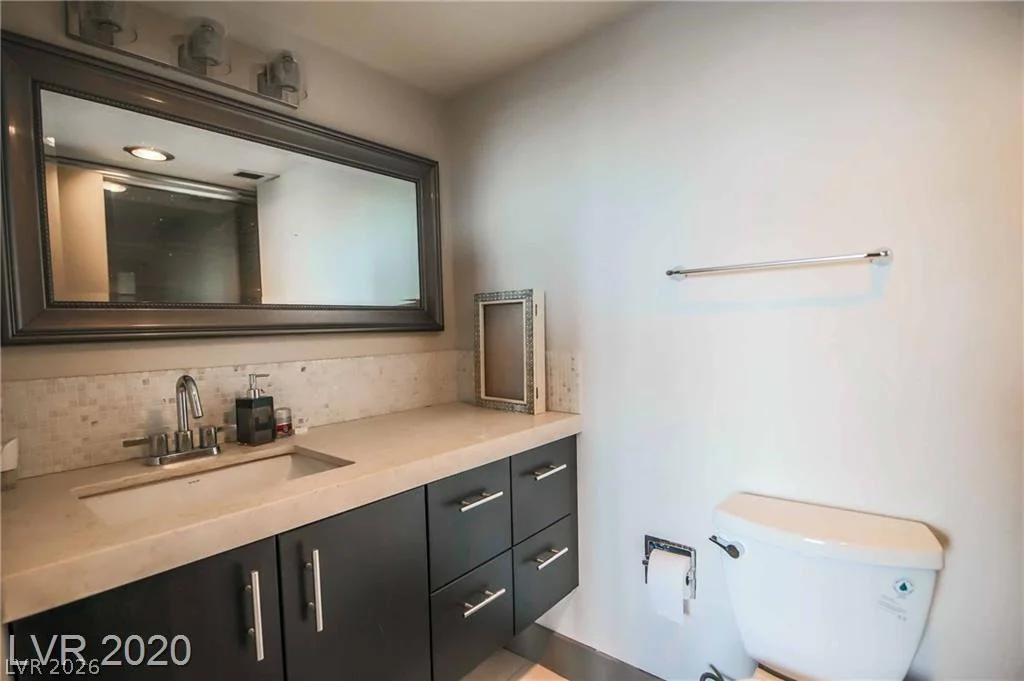 3111 Bel Air, Las Vegas, NV 89109