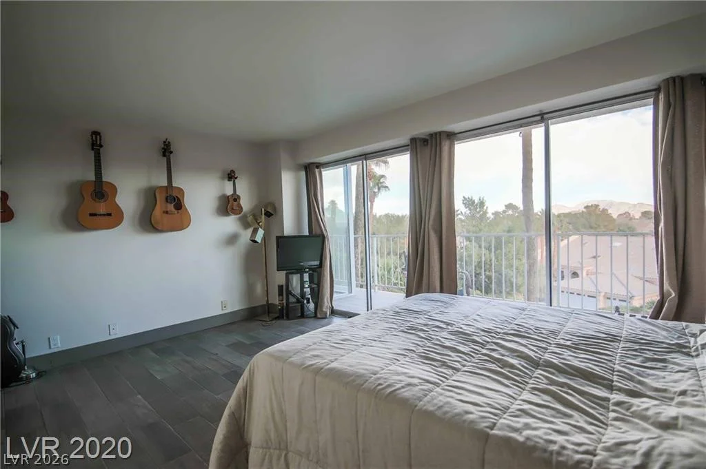 3111 Bel Air, Las Vegas, NV 89109