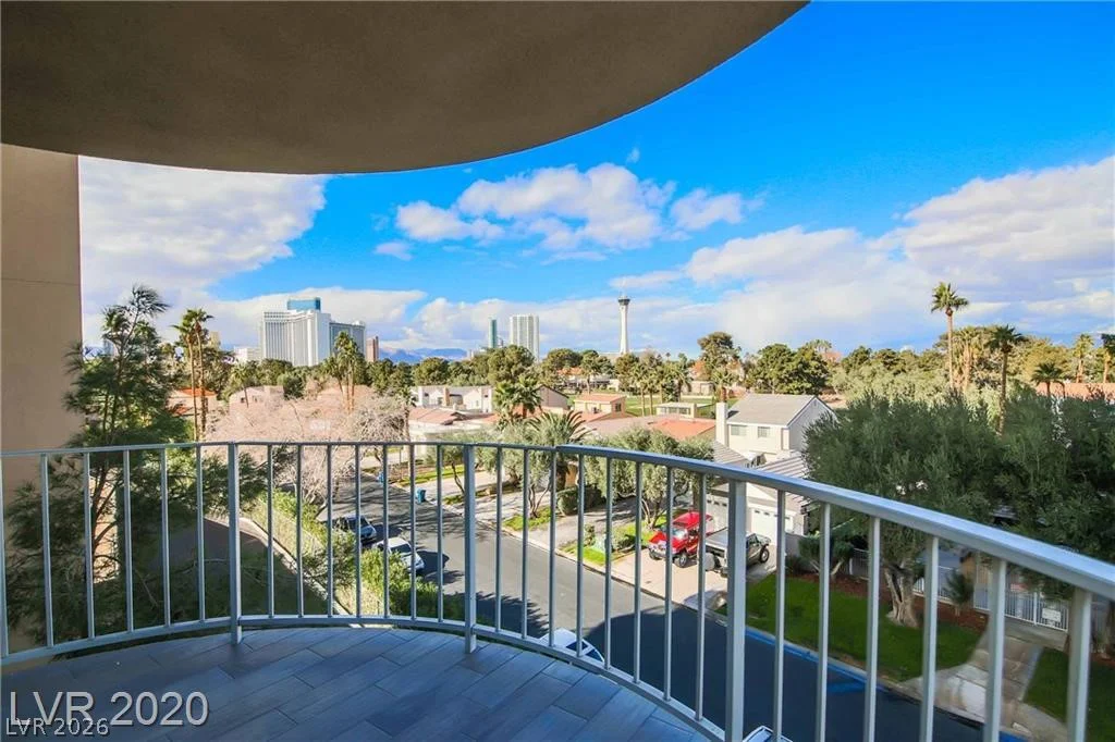 3111 Bel Air, Las Vegas, NV 89109