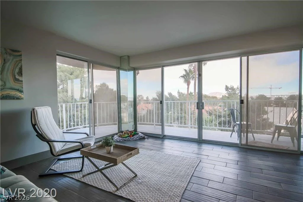 3111 Bel Air, Las Vegas, NV 89109
