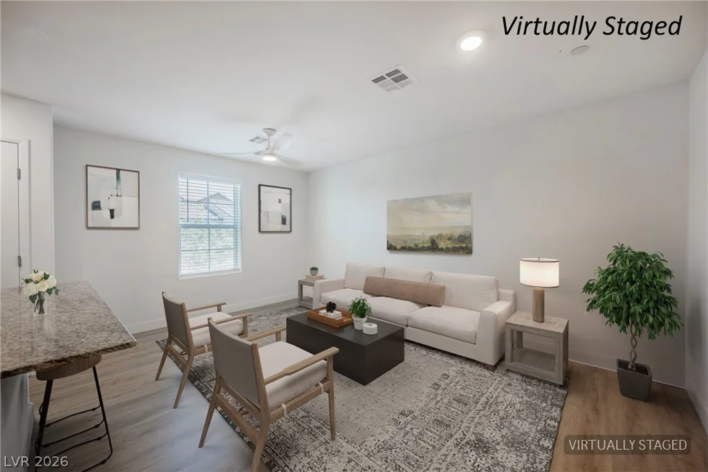 4569 Woolcomber, Las Vegas, NV 89115