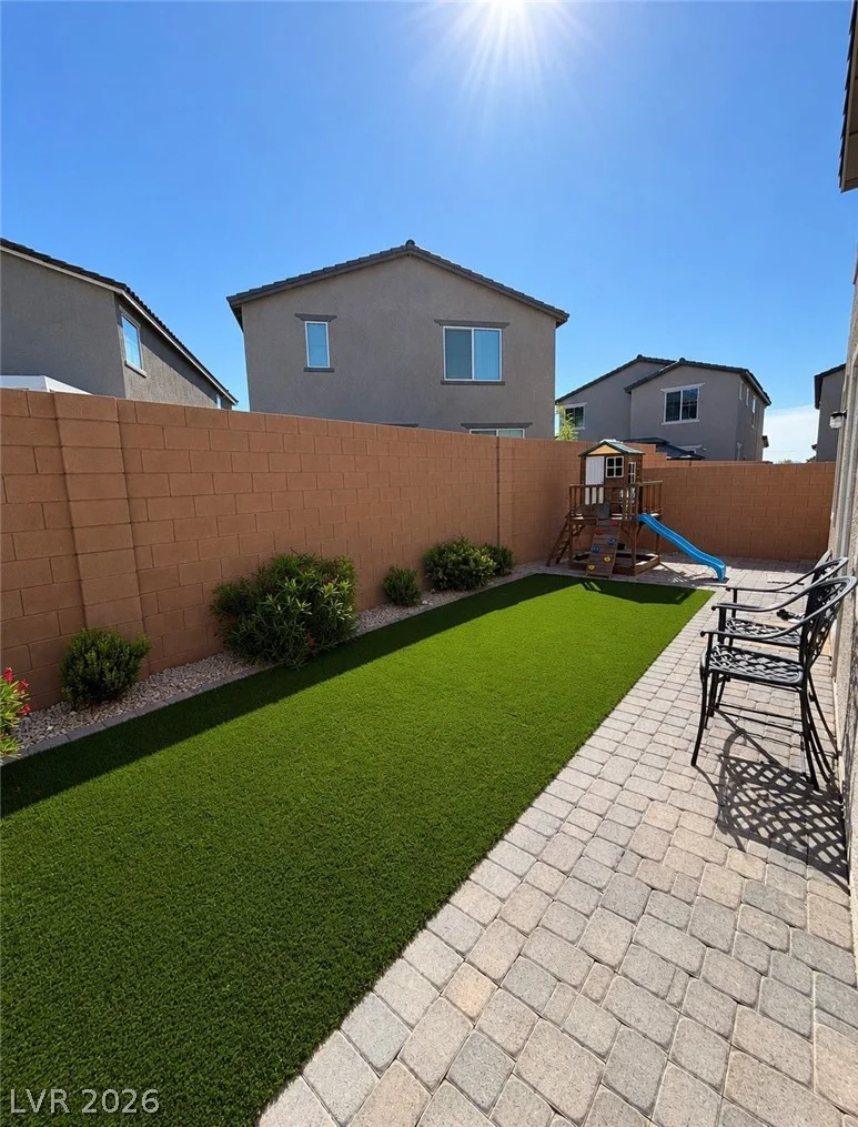 1954 Majalis, Las Vegas, NV 89106