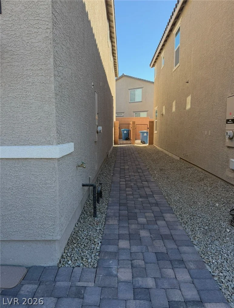 1954 Majalis, Las Vegas, NV 89106