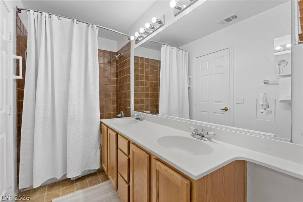 640 Chase Tree, Las Vegas, NV 89144
