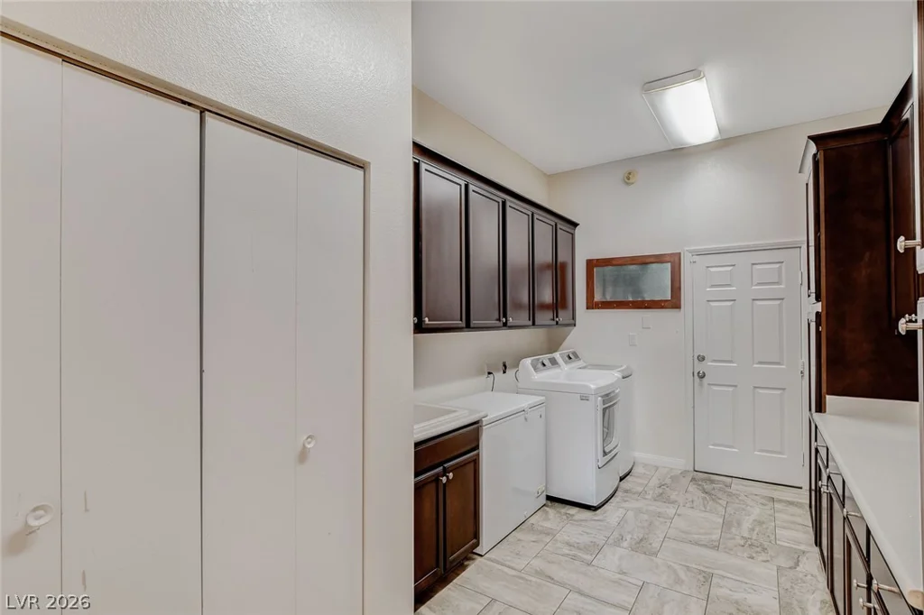 5167 Jarom, Las Vegas, NV 89120