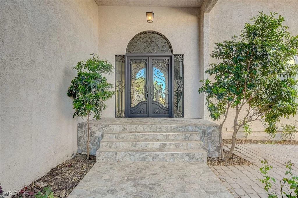 5167 Jarom, Las Vegas, NV 89120