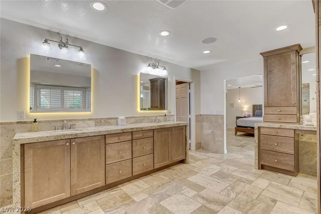 5167 Jarom, Las Vegas, NV 89120
