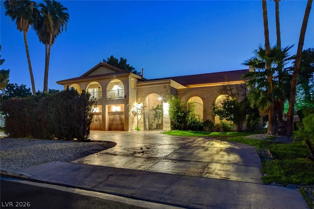 5167 Jarom, Las Vegas, NV 89120
