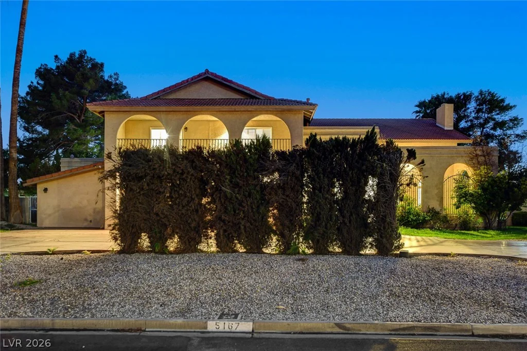 5167 Jarom, Las Vegas, NV 89120