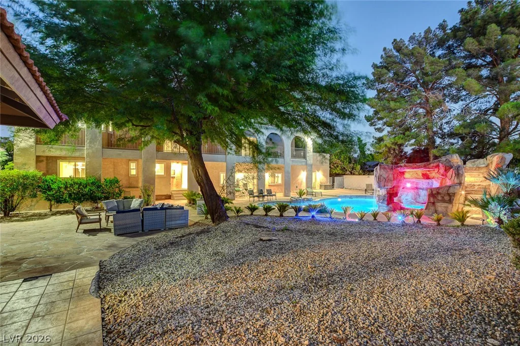 5167 Jarom, Las Vegas, NV 89120