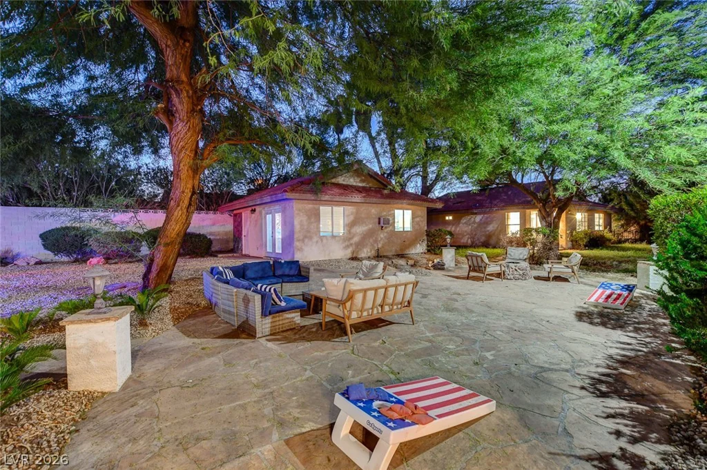 5167 Jarom, Las Vegas, NV 89120