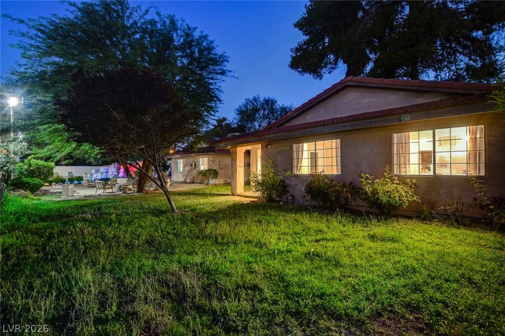 5167 Jarom, Las Vegas, NV 89120