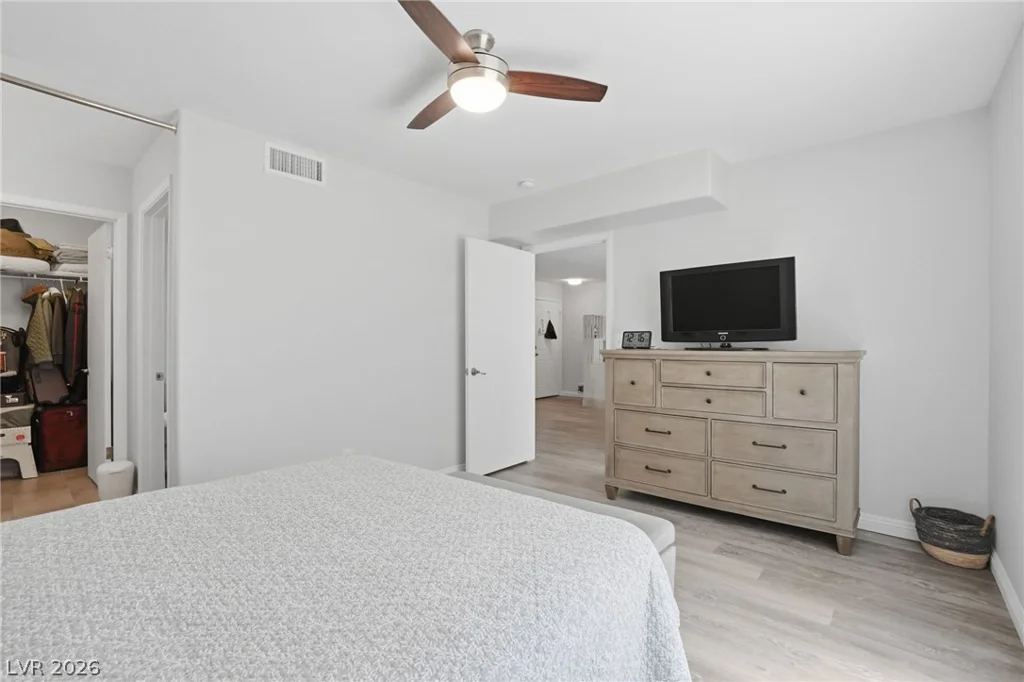3125 Buffalo, Las Vegas, NV 89128