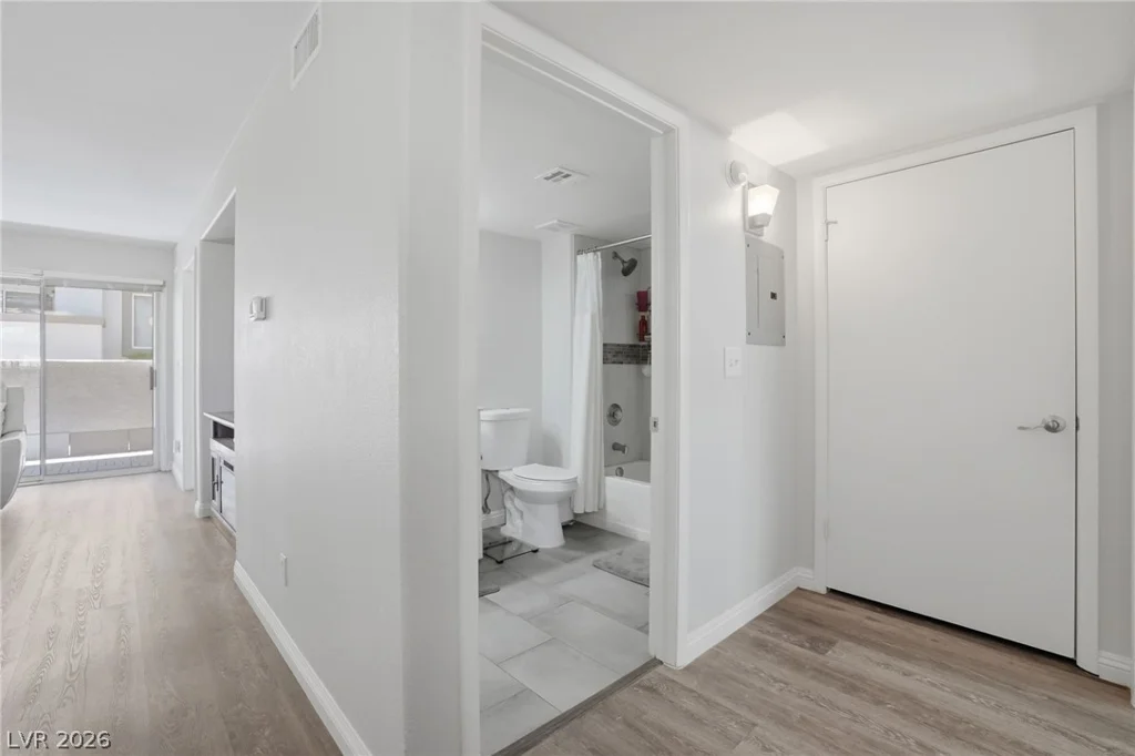 3125 Buffalo, Las Vegas, NV 89128