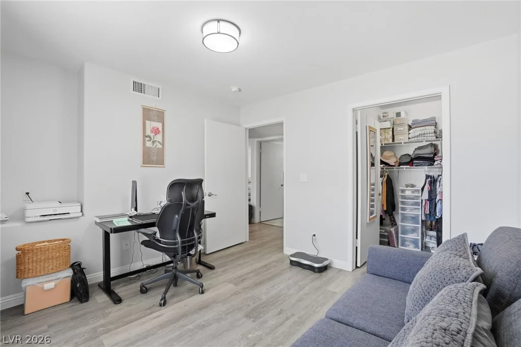 3125 Buffalo, Las Vegas, NV 89128