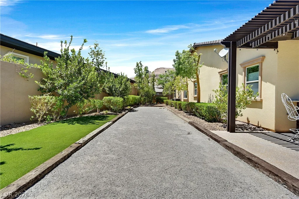 5878 Grade Vista, Las Vegas, NV 89135