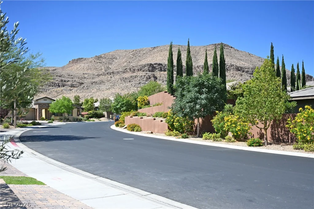 5878 Grade Vista, Las Vegas, NV 89135
