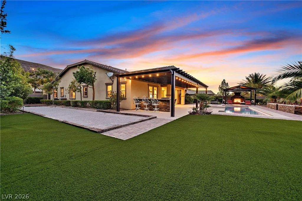 5878 Grade Vista, Las Vegas, NV 89135