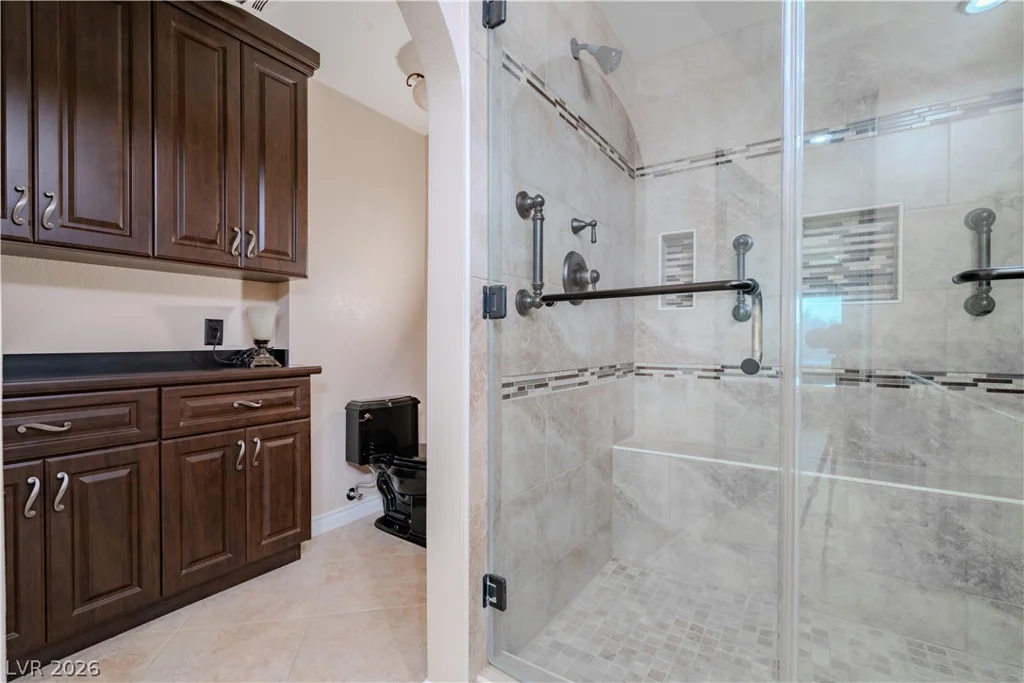 8909 Meadowood, Las Vegas, NV 89134