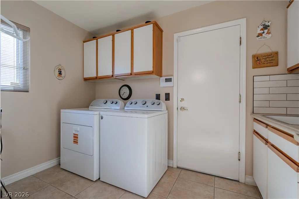 8909 Meadowood, Las Vegas, NV 89134