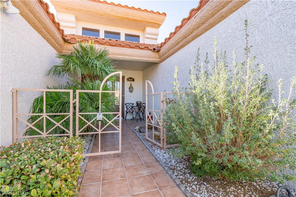 8909 Meadowood, Las Vegas, NV 89134