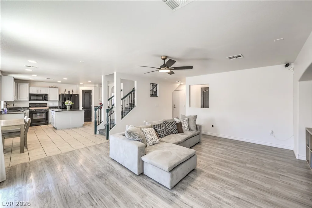 5529 Meridian Rain, North Las Vegas, NV 89031