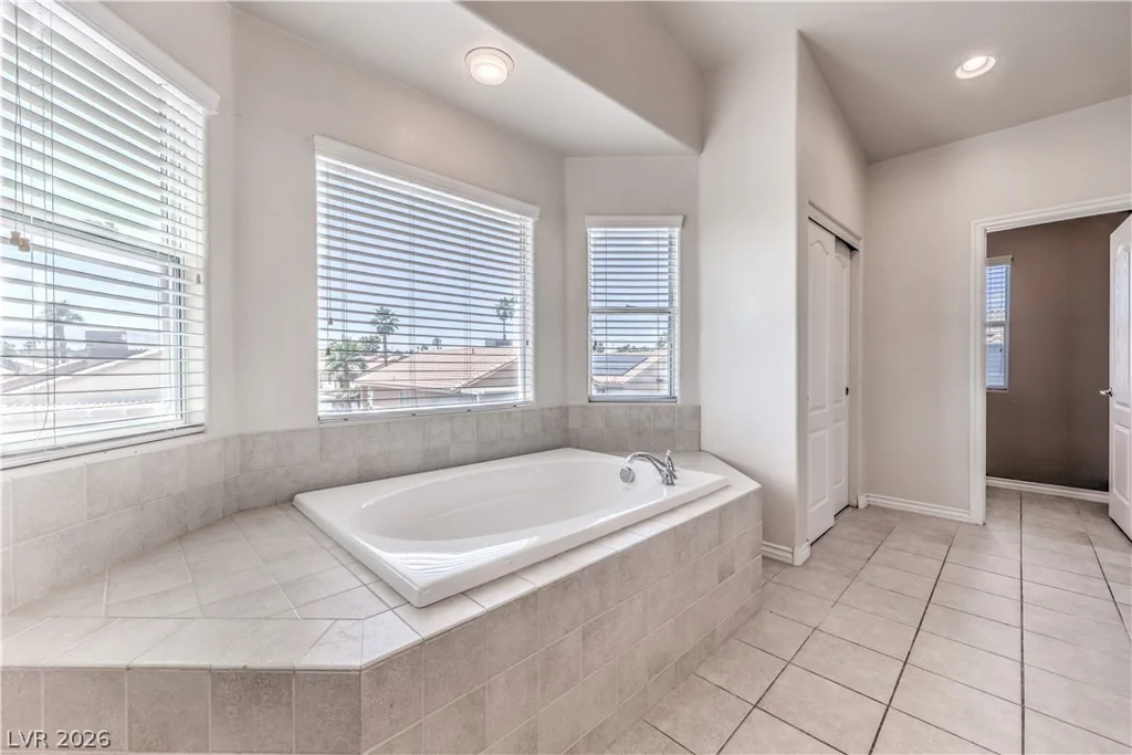 5529 Meridian Rain, North Las Vegas, NV 89031