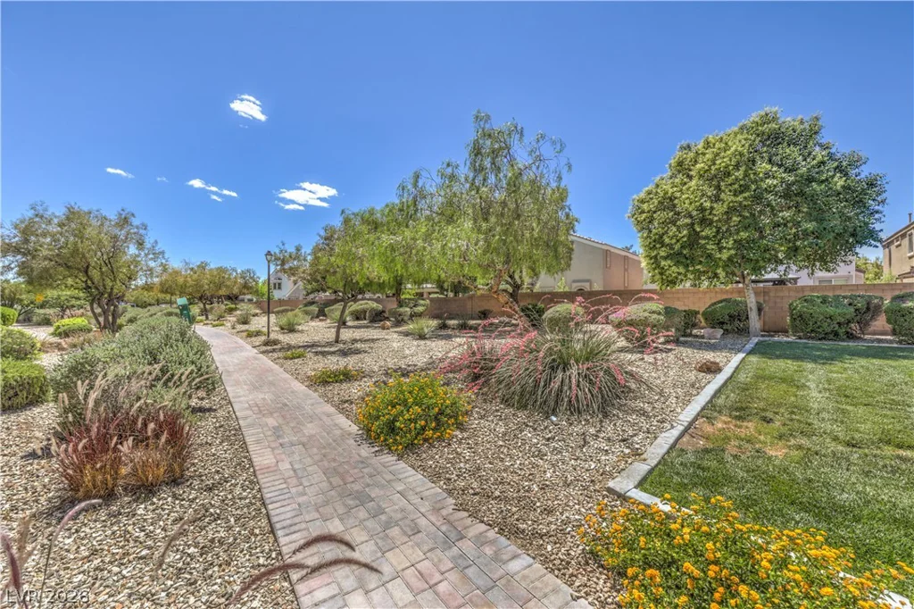5529 Meridian Rain, North Las Vegas, NV 89031