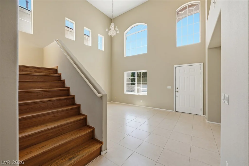 8500 Twinkling Topaz, Las Vegas, NV 89143