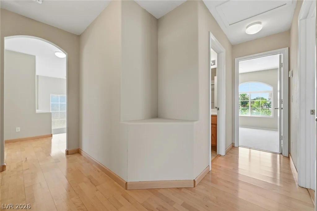 8500 Twinkling Topaz, Las Vegas, NV 89143