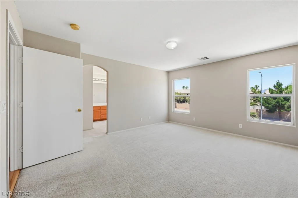 8500 Twinkling Topaz, Las Vegas, NV 89143