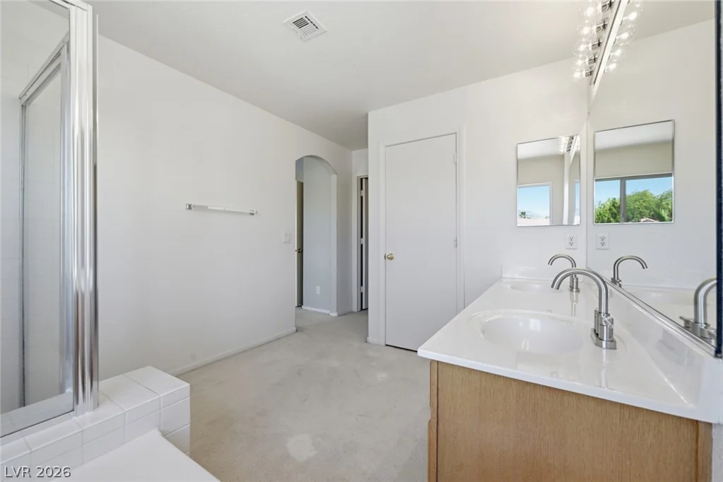 8500 Twinkling Topaz, Las Vegas, NV 89143