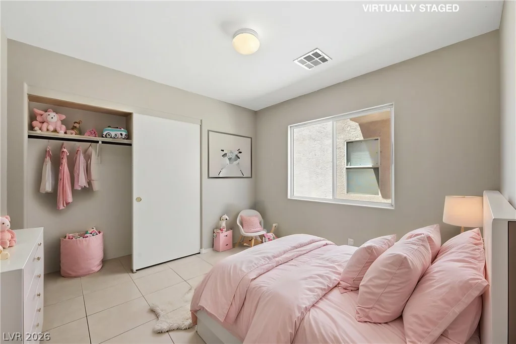 8500 Twinkling Topaz, Las Vegas, NV 89143
