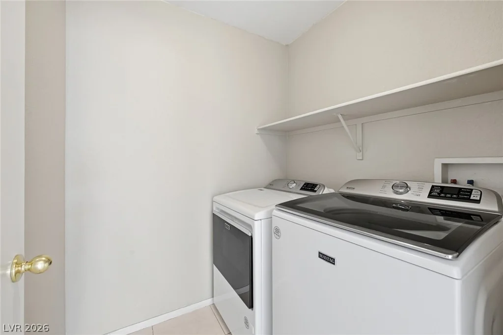 8500 Twinkling Topaz, Las Vegas, NV 89143