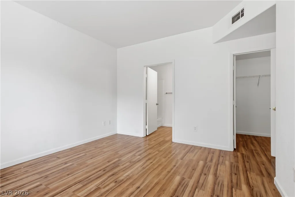 2151 Hussium Hills, Las Vegas, NV 89108