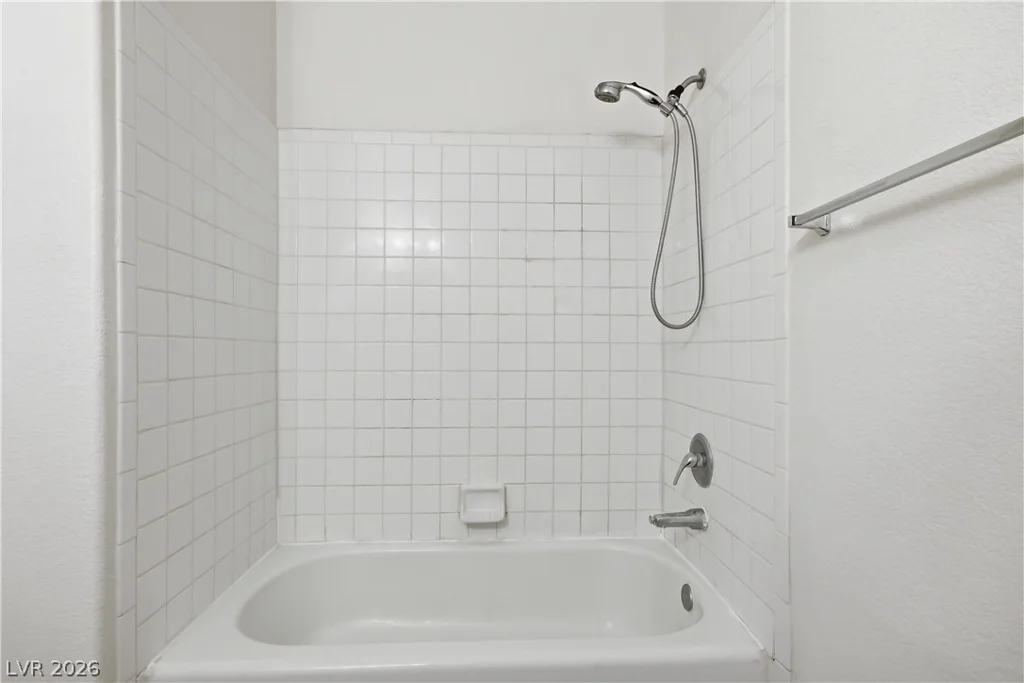 2151 Hussium Hills, Las Vegas, NV 89108
