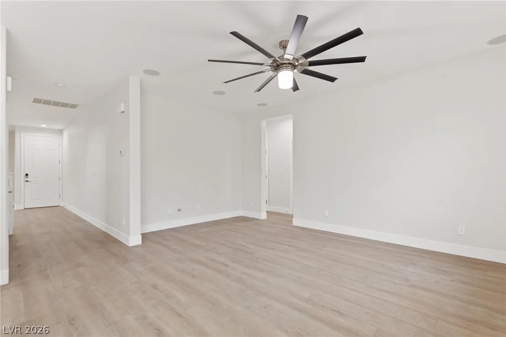 802 Warwick Castle, Las Vegas, NV 89178