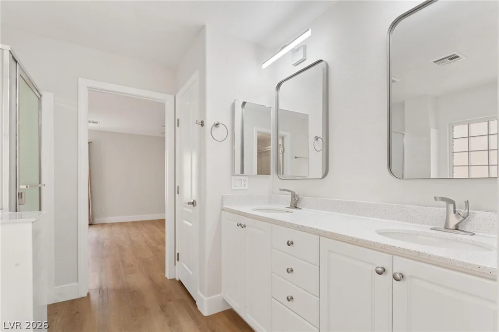 802 Warwick Castle, Las Vegas, NV 89178