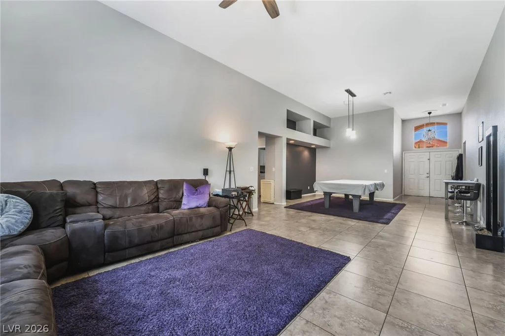348 Prince George, Las Vegas, NV 89123