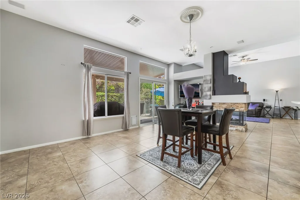 348 Prince George, Las Vegas, NV 89123