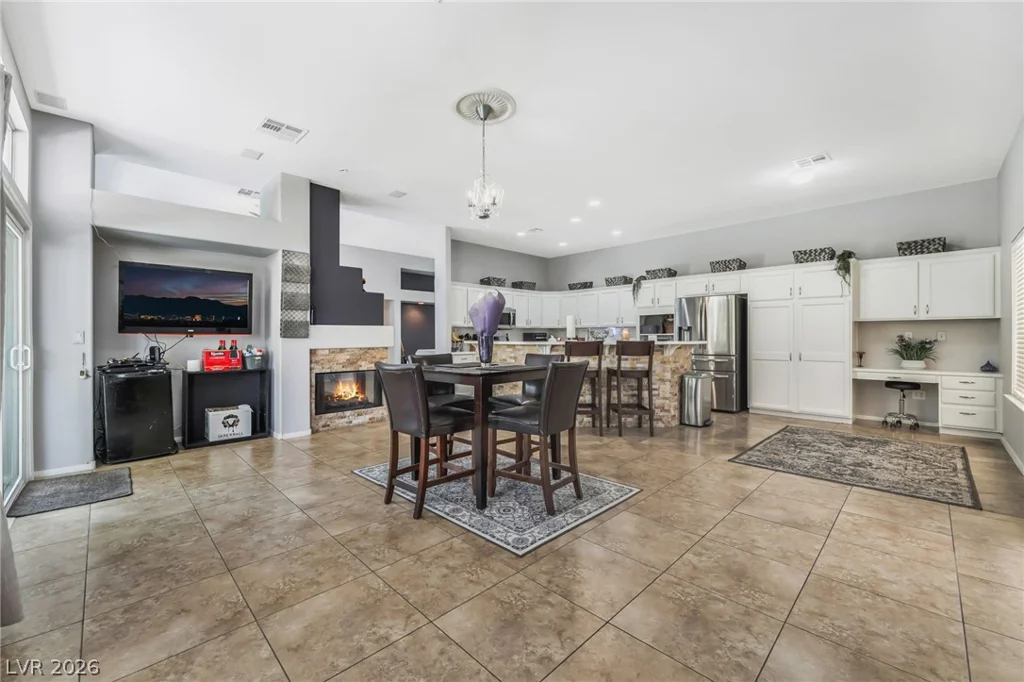 348 Prince George, Las Vegas, NV 89123