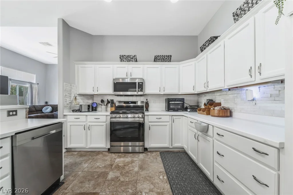 348 Prince George, Las Vegas, NV 89123