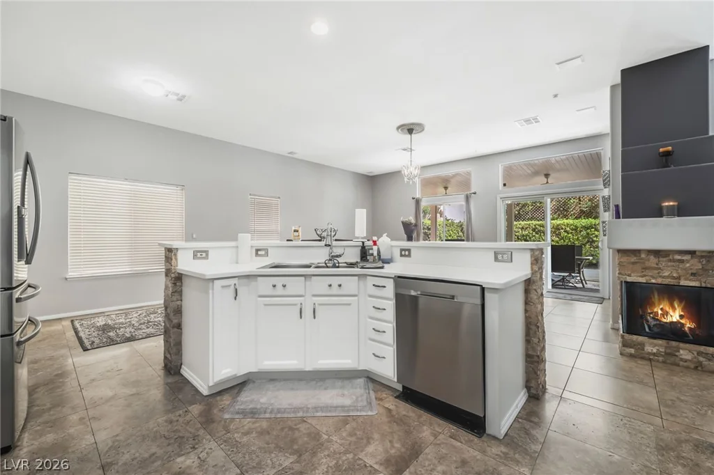 348 Prince George, Las Vegas, NV 89123