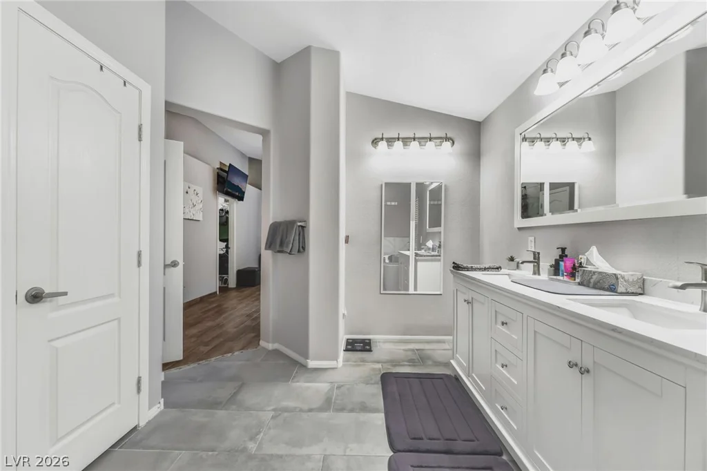 348 Prince George, Las Vegas, NV 89123