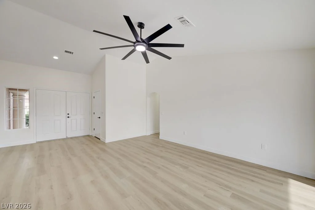8901 Villa Ridge, Las Vegas, NV 89134