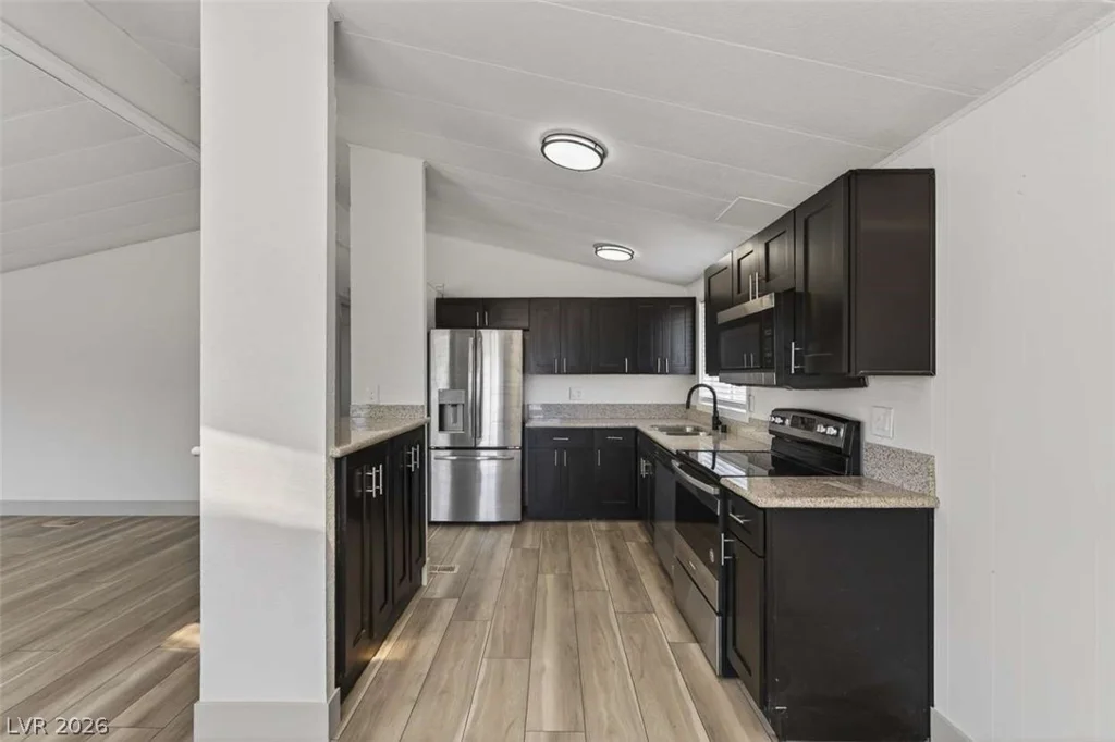 241 Hallsway, Pahrump, NV 89048