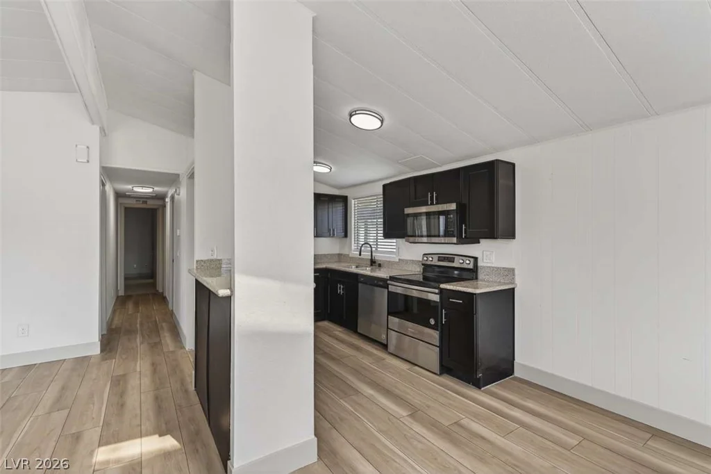 241 Hallsway, Pahrump, NV 89048
