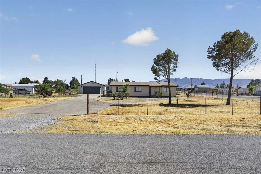 241 Hallsway, Pahrump, NV 89048